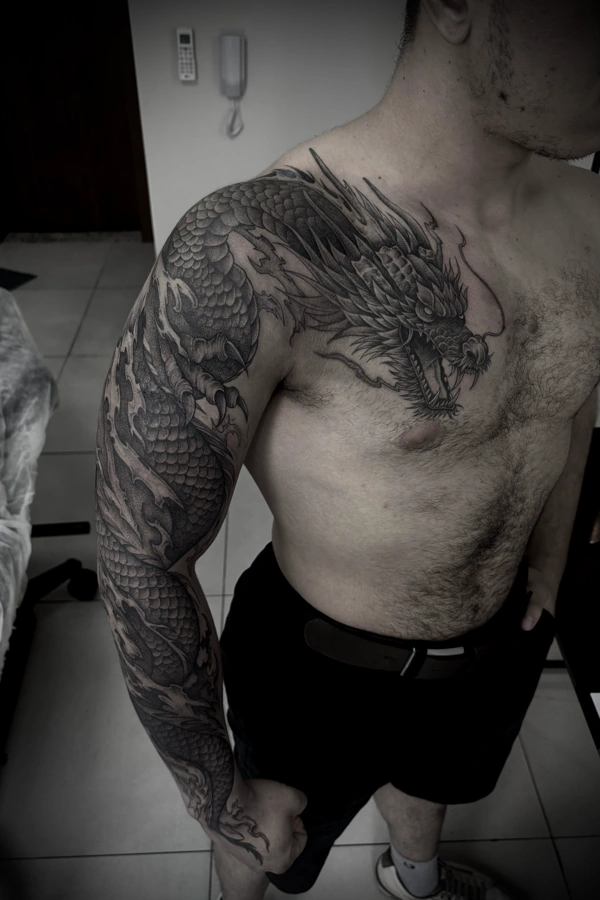 blackwork-02-dragao-braco-fechado