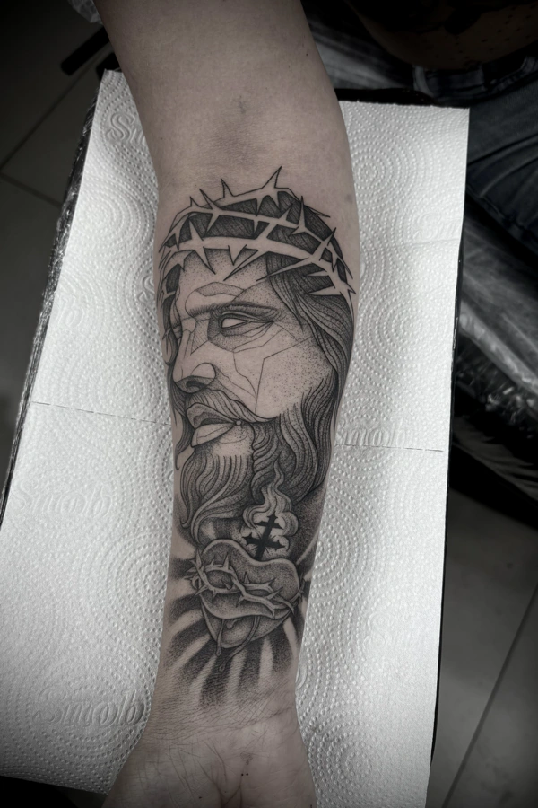 blackwork-03-jesus-antebraco